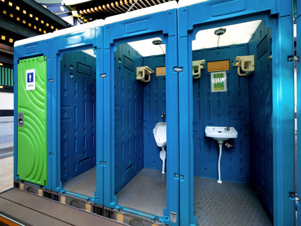 Best Portable bathroom rental  in Centerville, IA