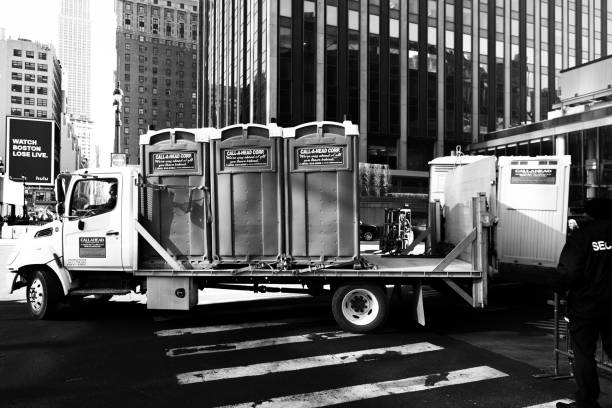 Best Sanitation services for porta potties  in Centerville, IA